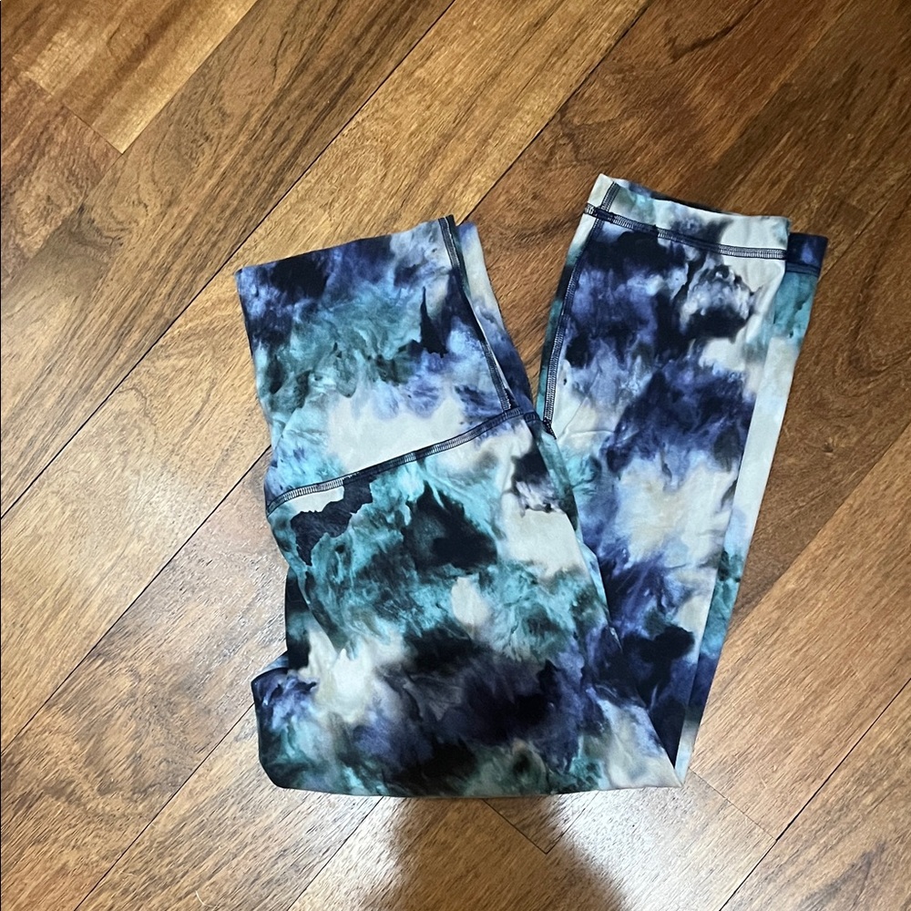 lululemon athletica super HR Align leggings 21” inseam size 8